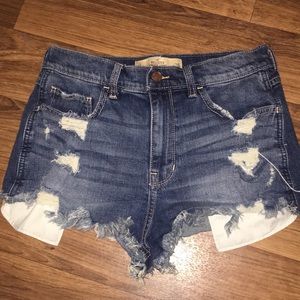 jean shorts hollister